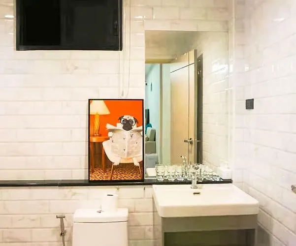 Hotel Gallery House