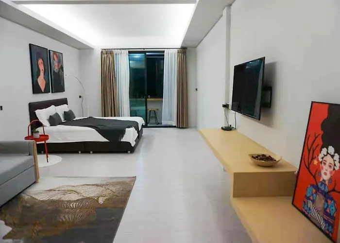 Gallery House *