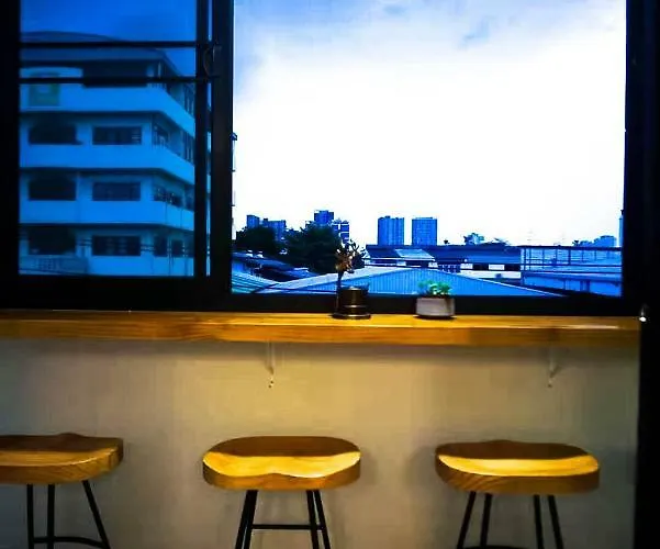 Gallery House Hotel