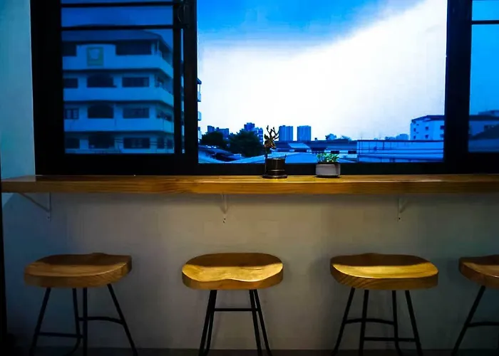 Hotel Gallery House *